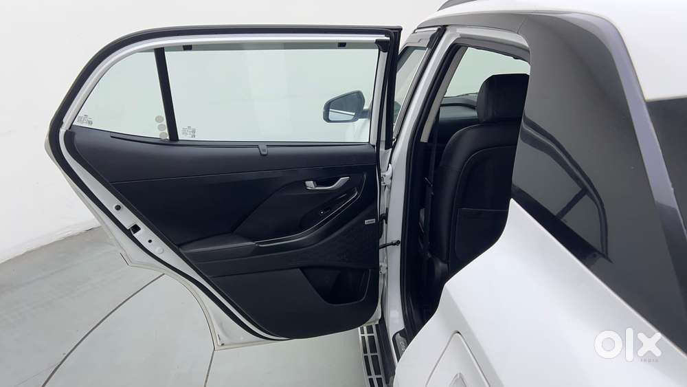 Hyundai Creta Sx (o) 1.5 Petrol Cvt Knight, 2023, Petrol