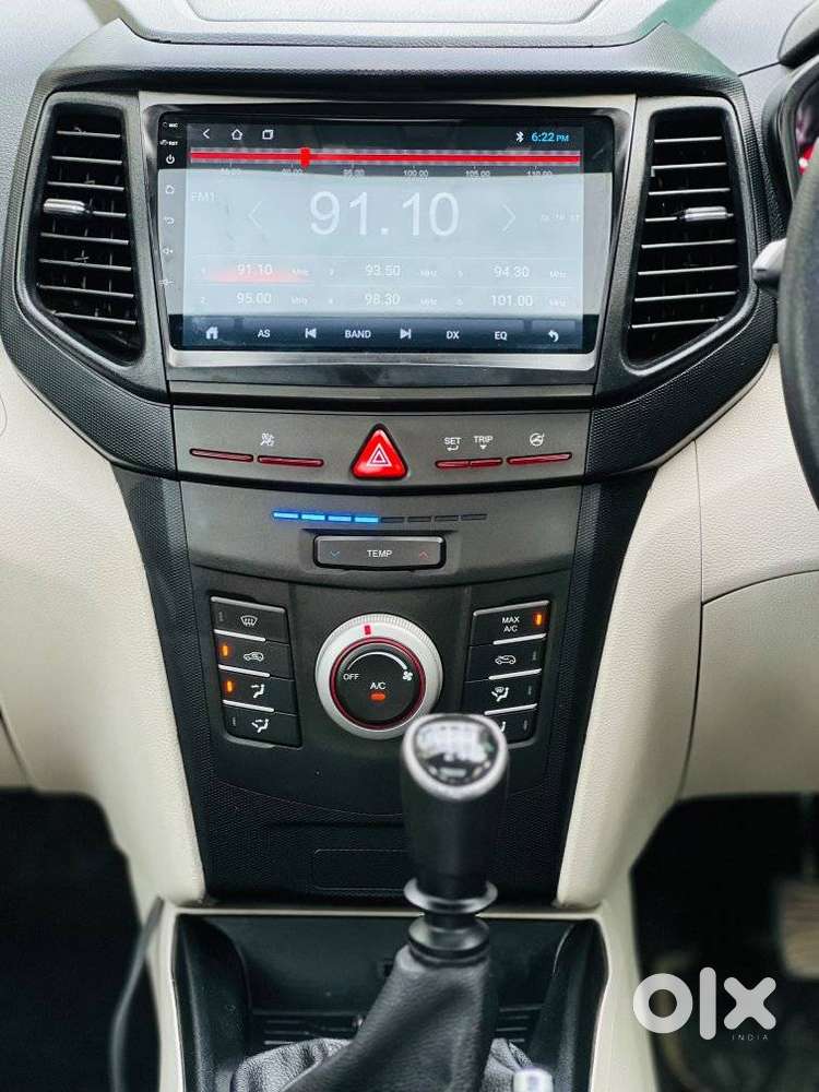Mahindra Xuv300 W4, 2024, Petrol