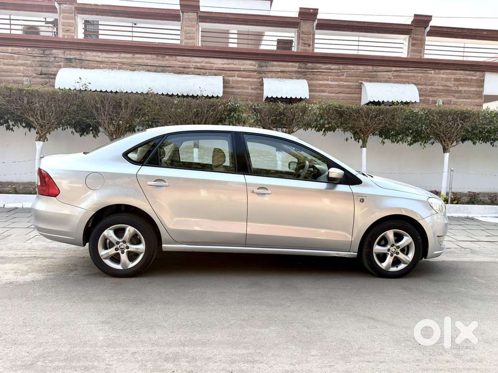 Skoda Rapid 1.6 Mpi Ambition, 2013, Petrol