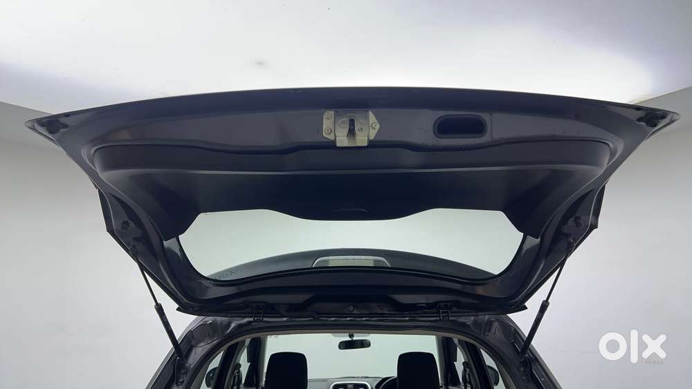 Maruti Suzuki Vitara Brezza 1.5 Lxi, 2021, Petrol