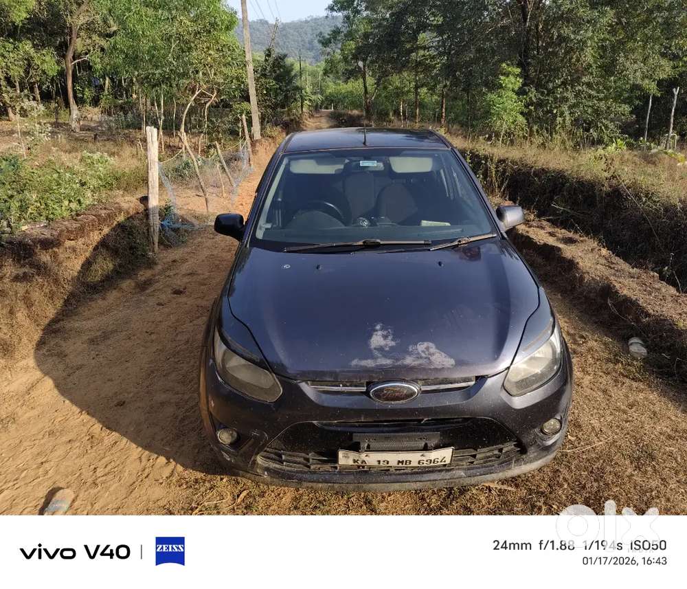Ford Figo 2011 Diesel 130000 Km Driven