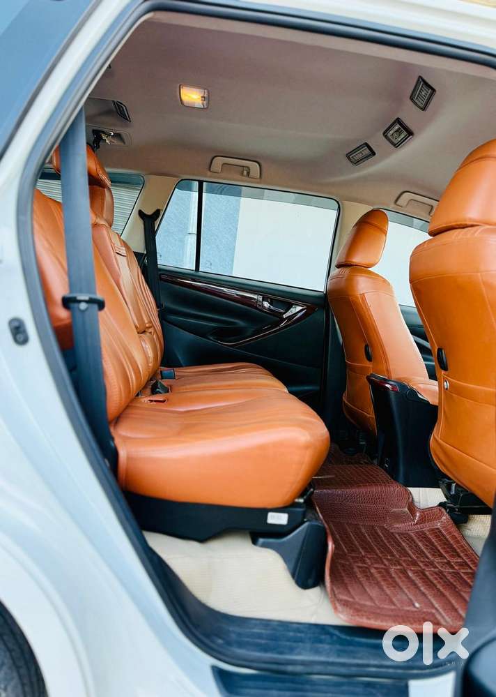 Toyota Innova Crysta 2.4 G Mt 8s, 2020, Diesel