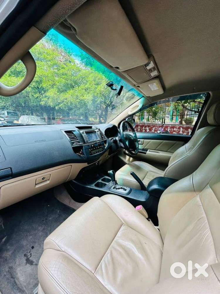 Toyota Fortuner 2011-2016 4x2 At, 2015, Diesel