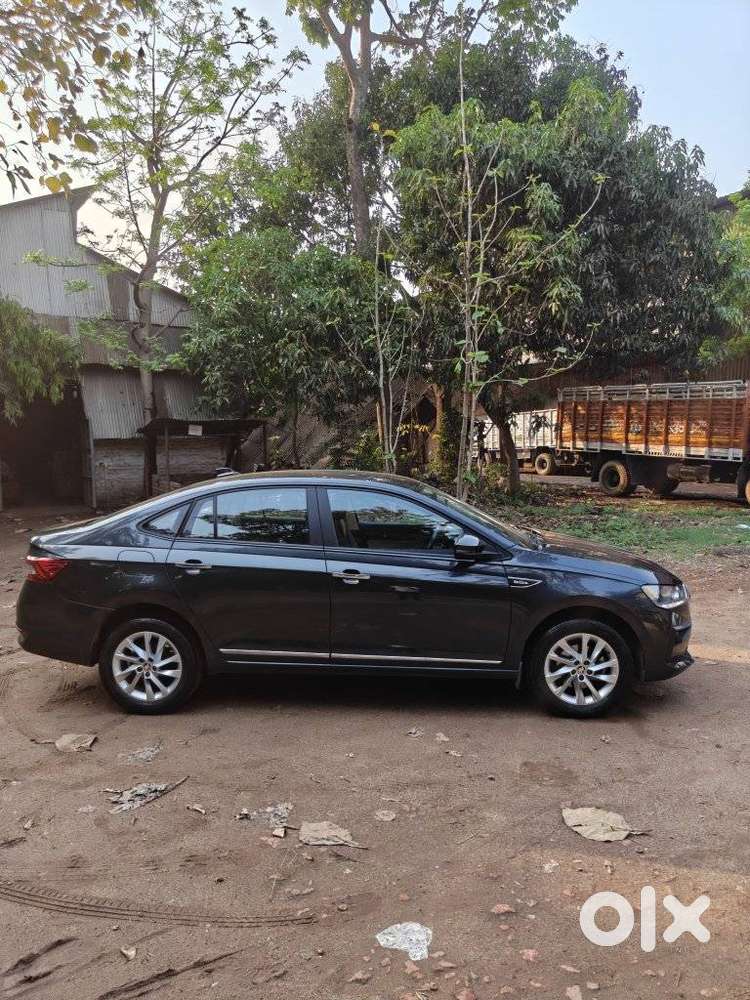 Skoda Slavia 1.0 Ambition Tsi, 2023, Petrol