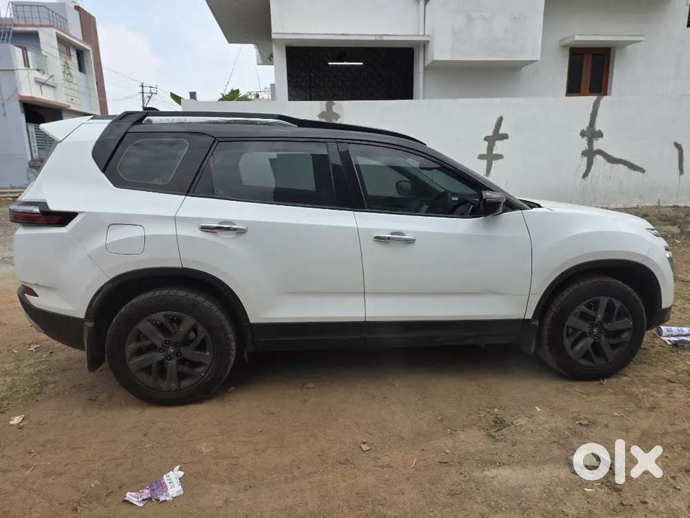 Tata Safari – Excellent Condition  Company Serviced  New Tyres