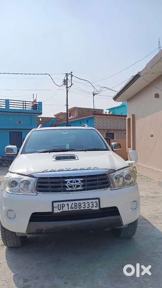 Toyota Fortuner 2010 Diesel 247000 Km Driven