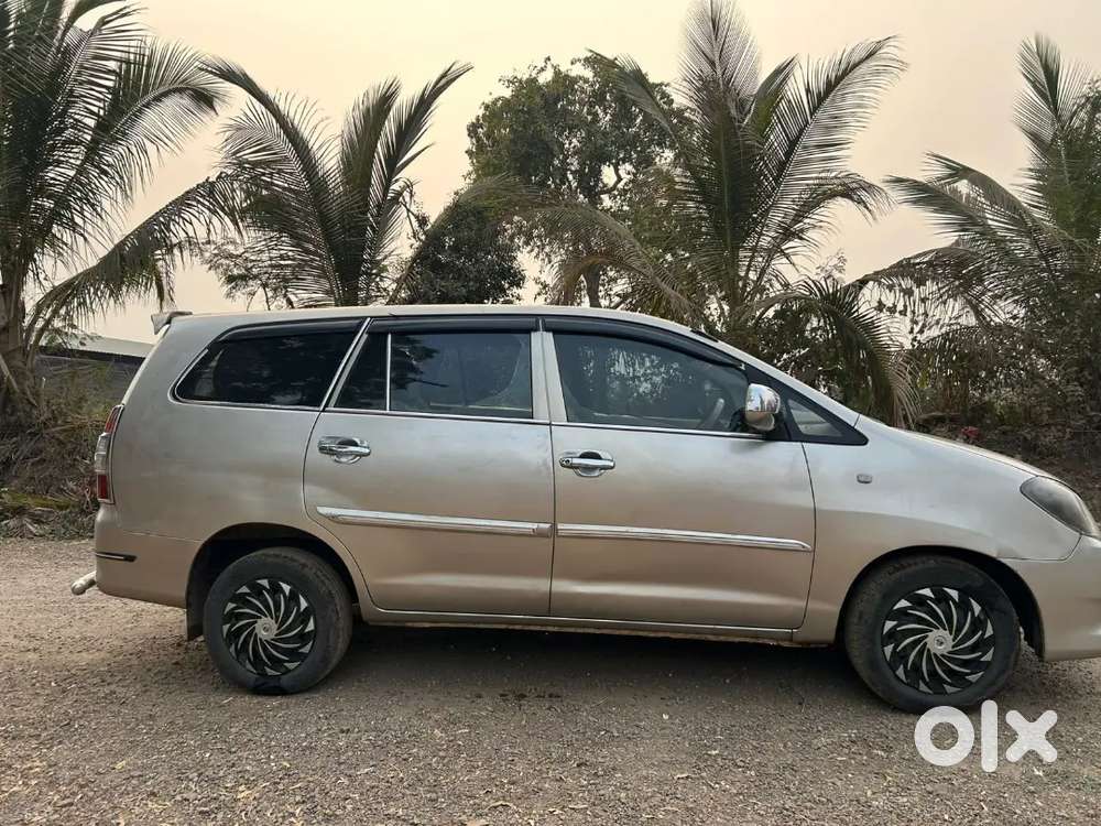 Toyota Innova 2008 Diesel Well Maintained