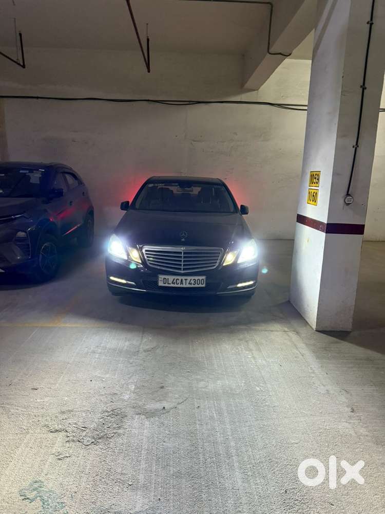 Mercedes-benz E-class 2012 Petrol 110000 Km Driven