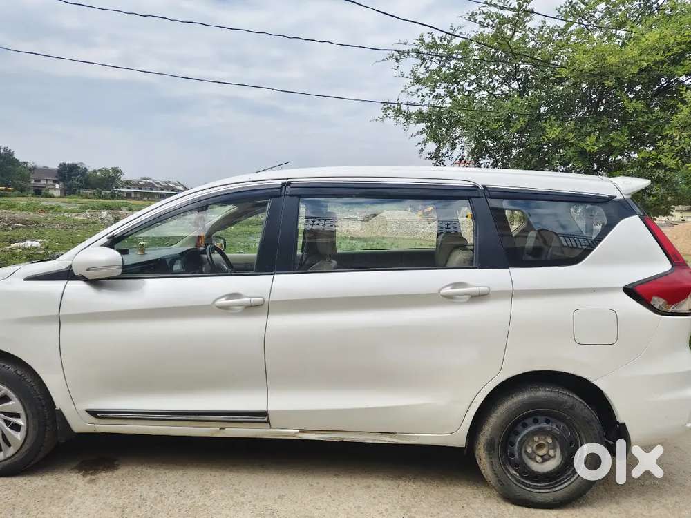 Maruti Ertiga Vxi 2024