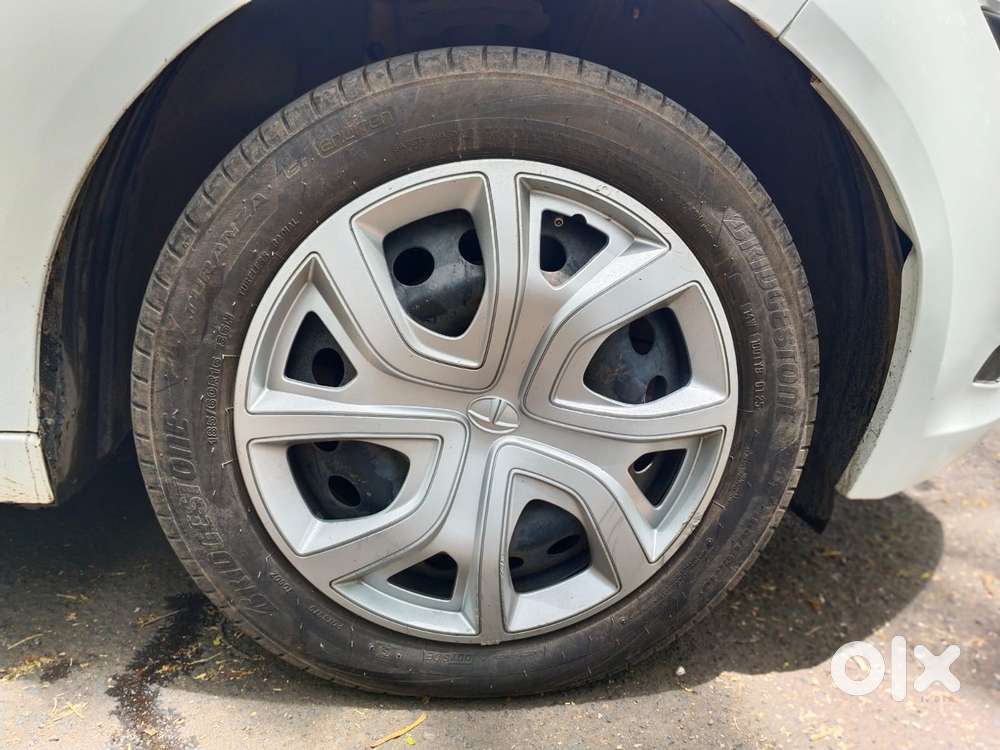 Tata Altroz 1.2 Xm Plus, 2023, Petrol