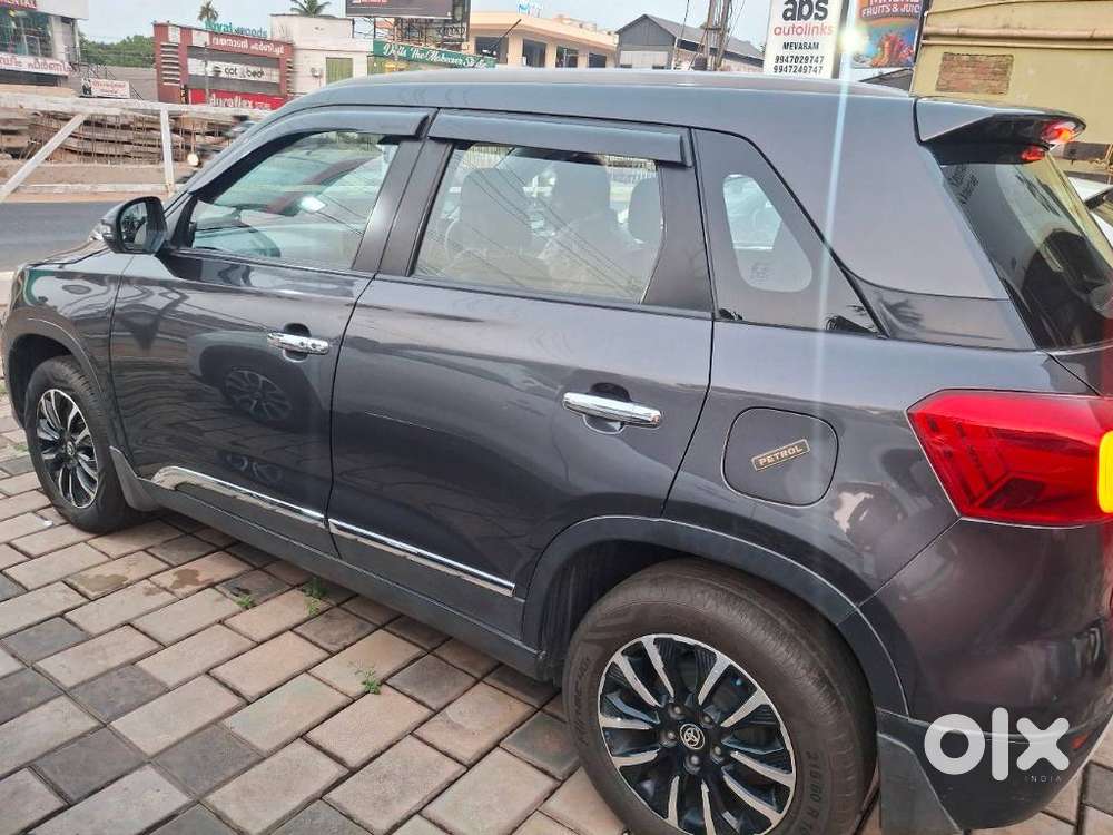 Toyota Urban Cruiser 1.5 Premium Grade At, 2022, Petrol