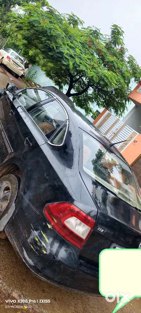 Skoda Rapid Elegance 2013 Diesel Manual