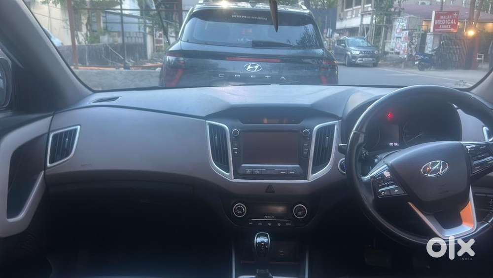 Creta  Petrol Car 2018 Sx Automatic With Sunroof