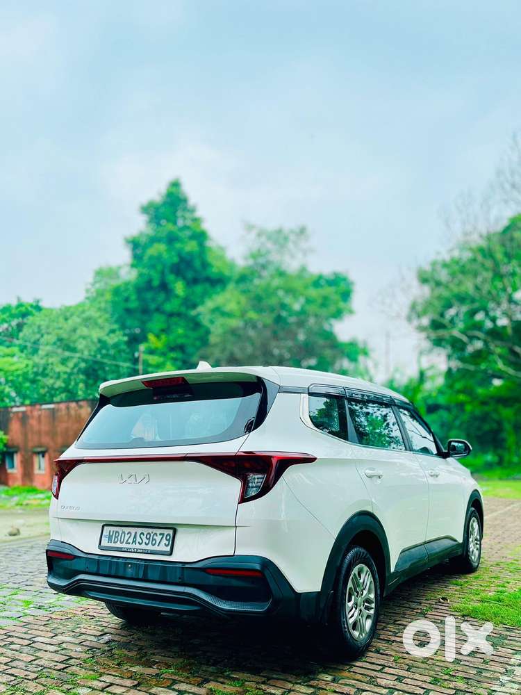 Kia Carens 1.5 Premium 7 Str, 2022, Petrol