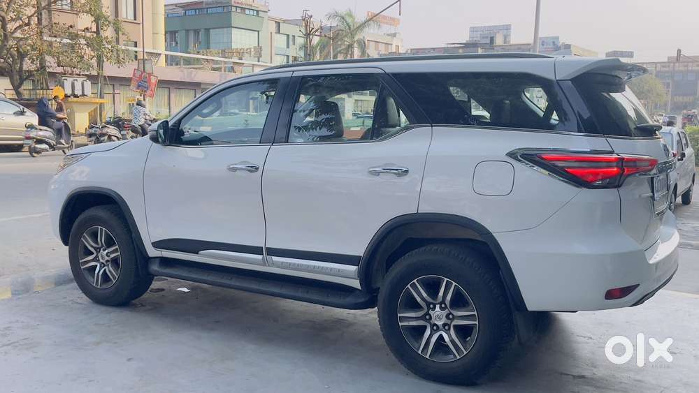 Toyota Fortuner [2021-ongoing] 2.8 2wd Diesel At, 2022, Diesel
