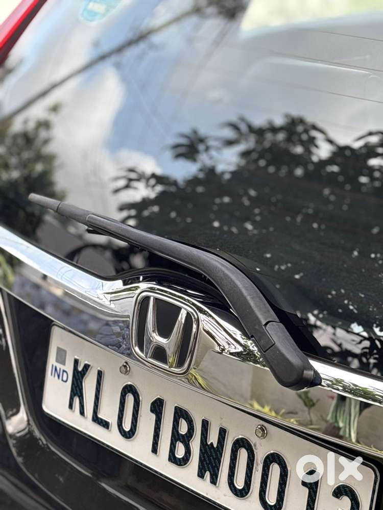 Honda Jazz V Automatic, 2015, Petrol