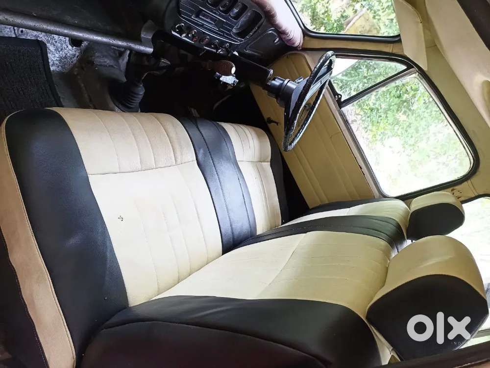Ambassador Grand Diesel 1987