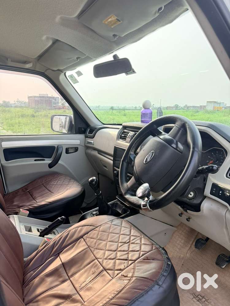 Mahindra Scorpio Classic 2015 Diesel