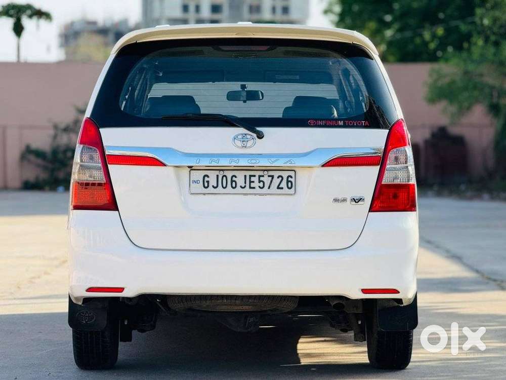 Toyota Innova 2.5 Vx 8 Str, 2015, Diesel