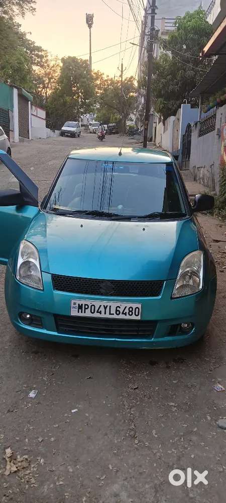 Maruti Suzuki Swift 2006 Petrol 77500 Km Driven