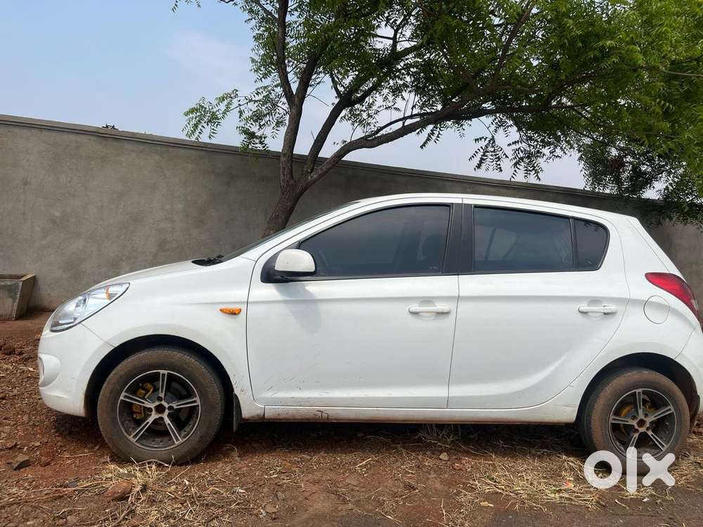 Hyundai I20 Asta 2009 With Sunroof