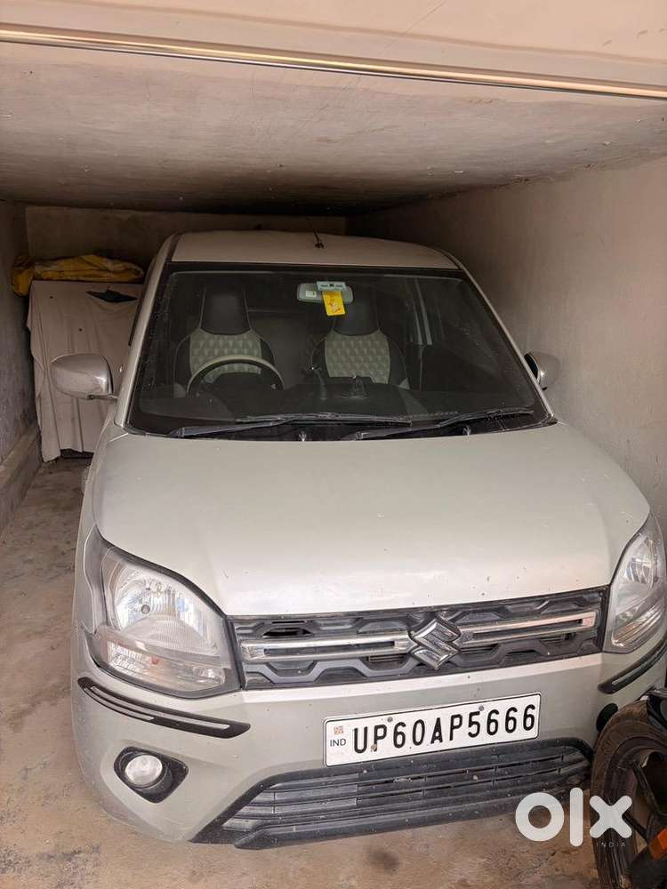 Maruti Suzuki 2020 Model Silver Colour. Driven Only 37900 Km.