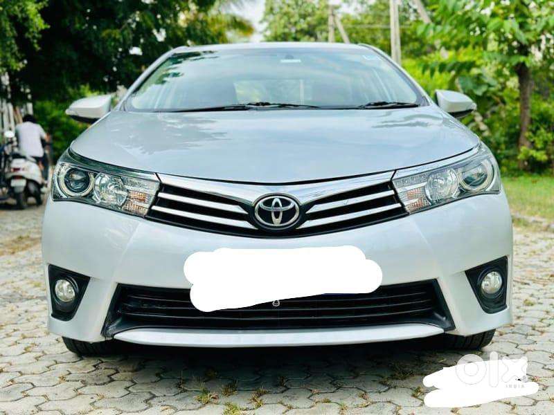 Toyota Corolla Altis 2015 Petrol Well Maintained. Car Is In Amreli