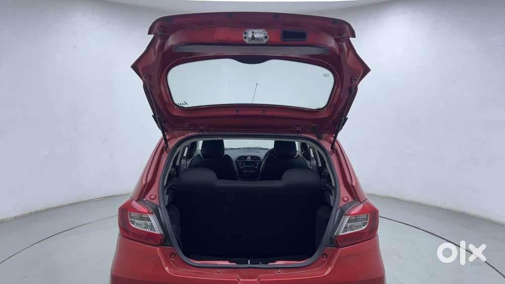 Tata Tiago Xza, 2019, Petrol