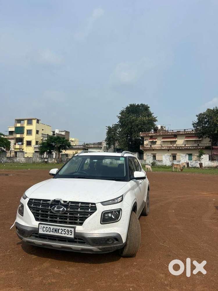 Hyundai Venue 2022 Petrol Good Condition
