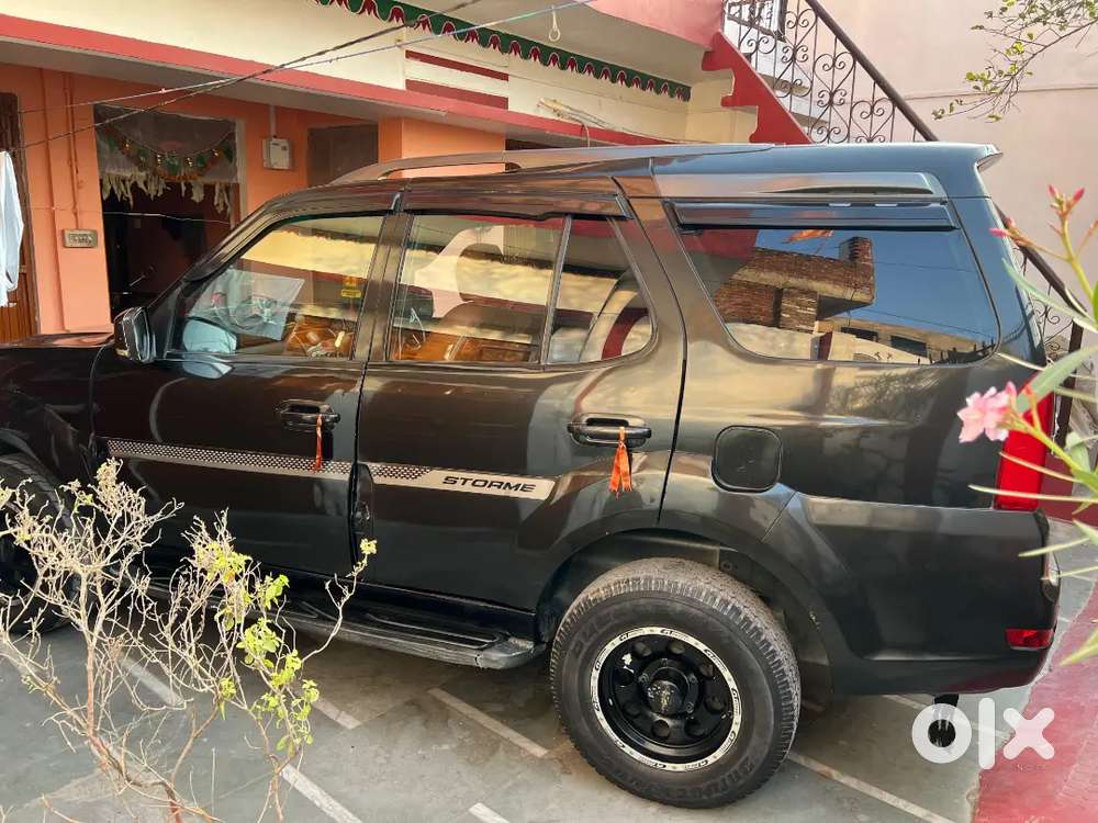 Tata Safari Storme Varicor 400 2017 Diesel Well Maintained