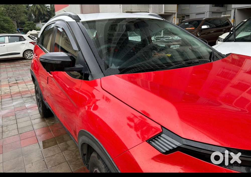Tata Nexon Petrol 2023 With Sunroof