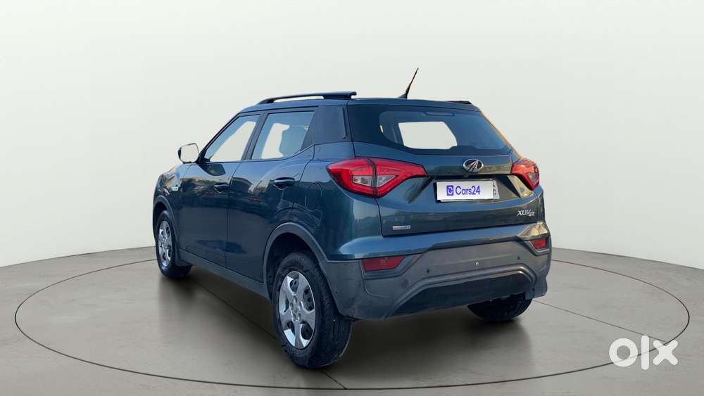 Mahindra Xuv300 1.2 W6 Amt Petrol, 2022, Petrol