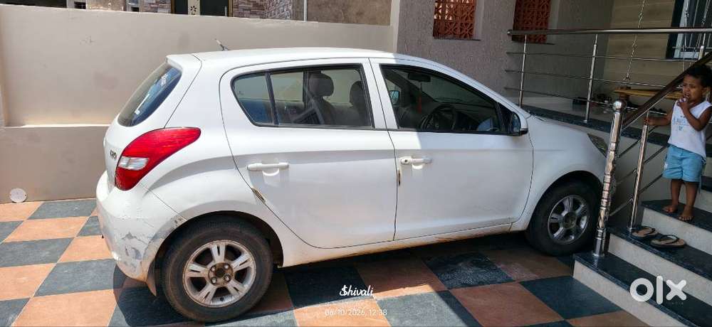 Hyundai I20 Sportz 2011