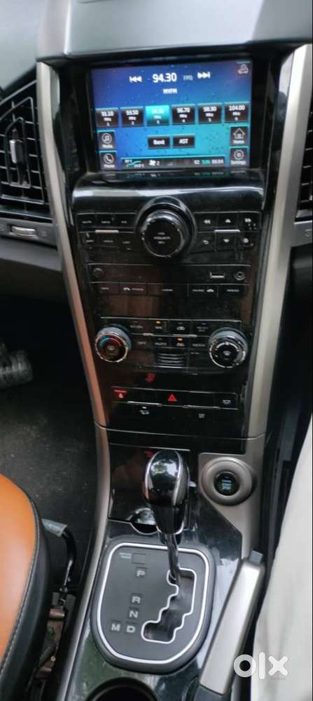 Mahindra Xuv500 W7 At | 2018 | 49,500 Km | 2nd Owner | Non-accidental
