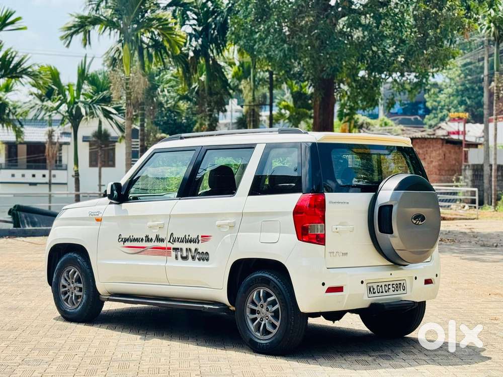 Mahindra Tuv 300 T10, 2018, Diesel