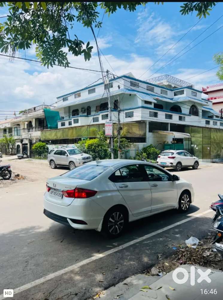 Honda City Petrol 2017 Variant