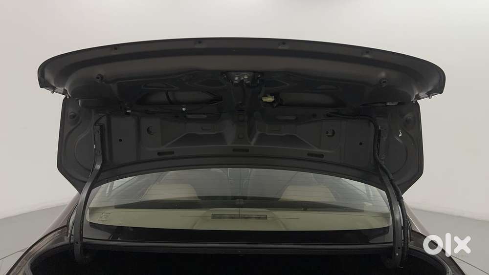 Maruti Suzuki Ciaz 2014-2017 At Zxi, 2016, Petrol