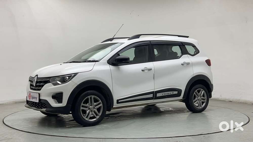 Renault Triber Rxz, 2023, Petrol