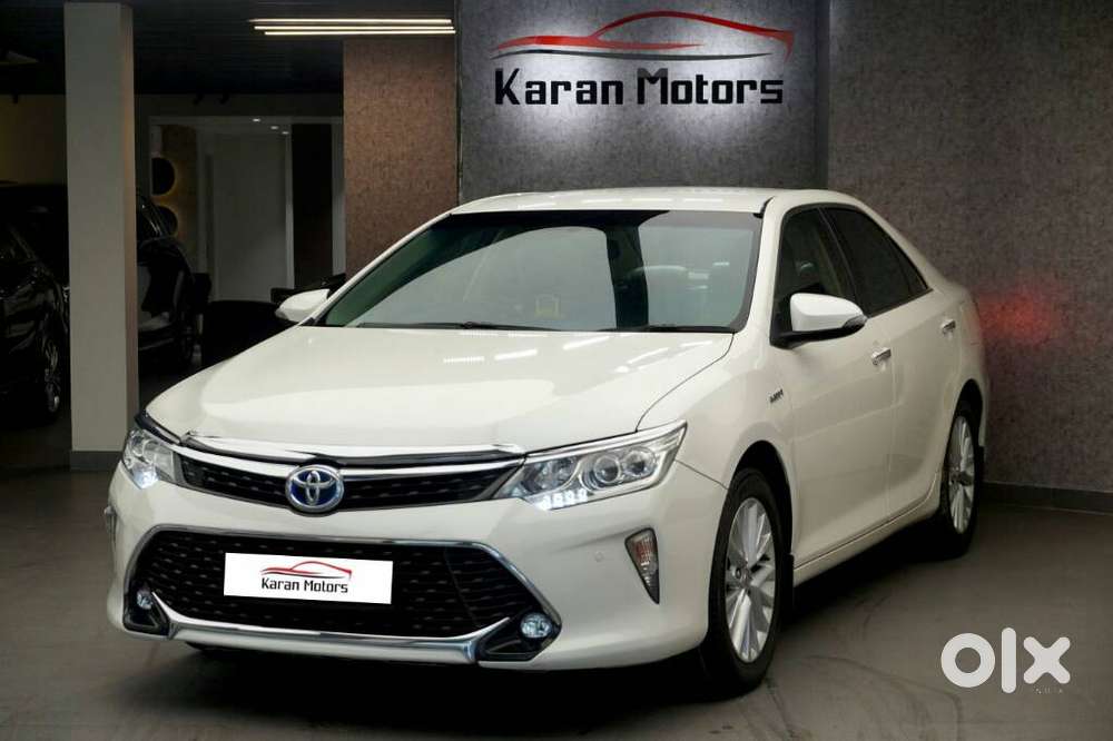 Toyota Camry Hybrid 2.5, 2017, Petrol