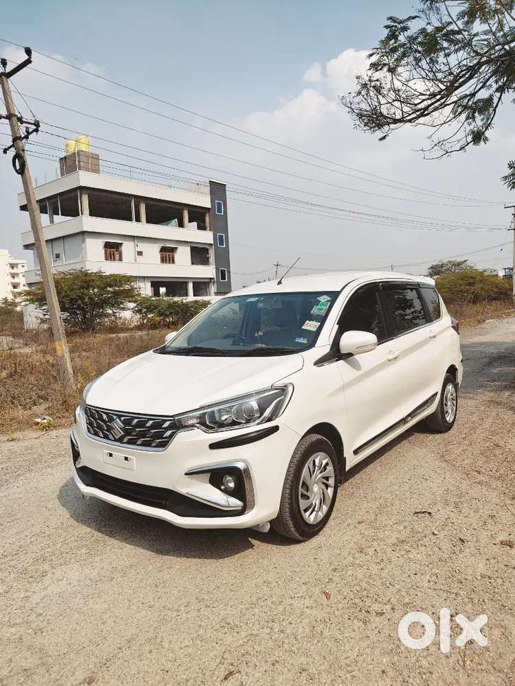Maruti Suzuki Ertiga 2024 Cng & Hybrids 72000 Km Driven