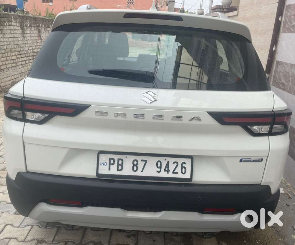 Maruti Brezza Petrol 2023