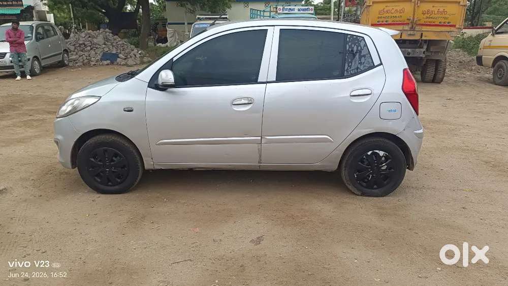 Hyundai I10 2013 Petrol 93000 Km Driven