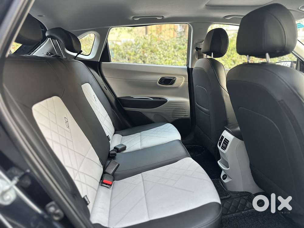 Hyundai New I20 1.2 Asta (o) Ivt, 2024, Petrol