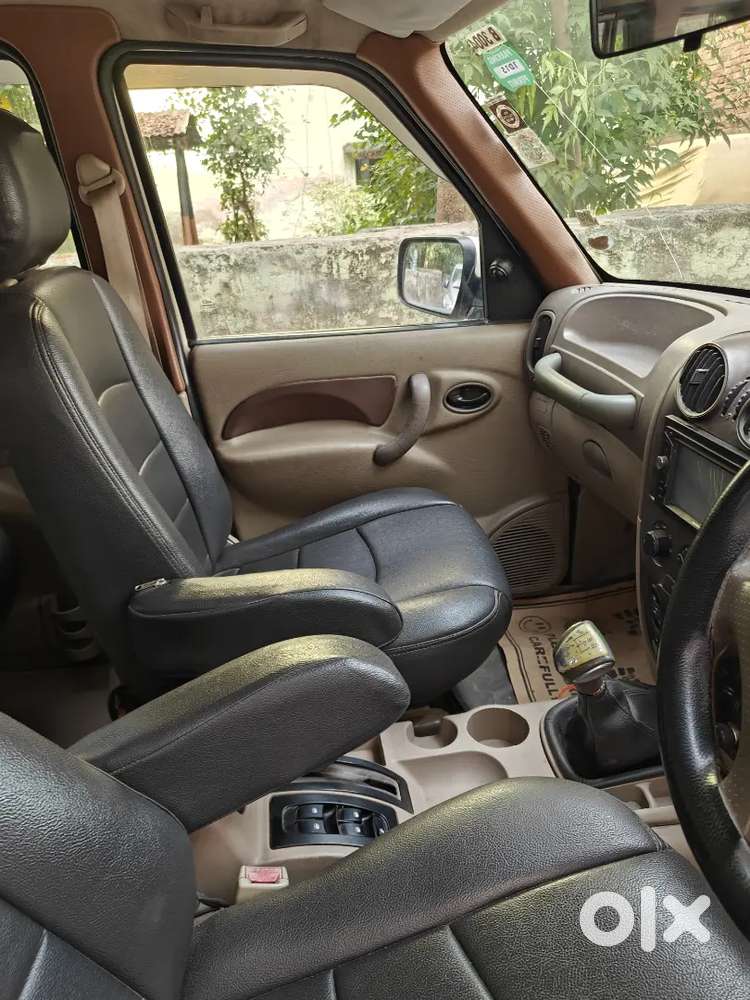 Mahindra Scorpio Classic 2010