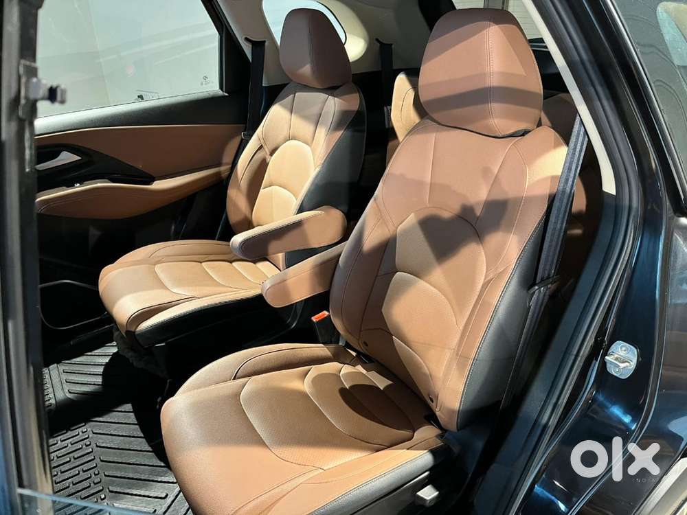 2023 Mg Hector Plus