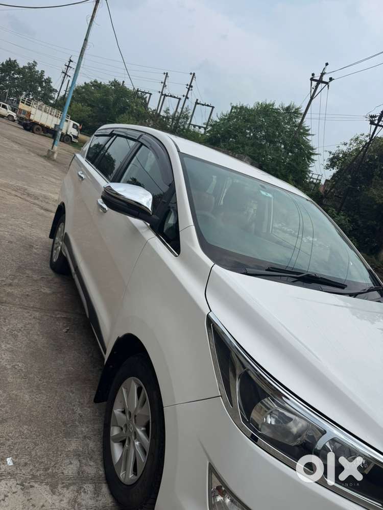 Toyota Innova Crysta 2019 Diesel Manual