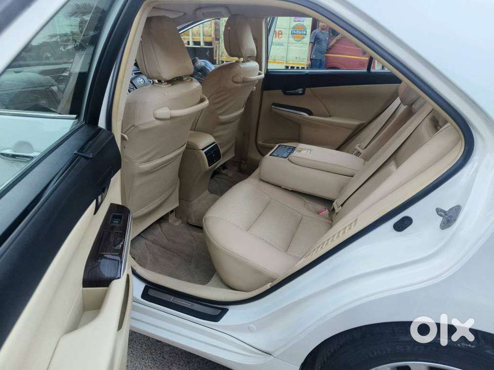 Toyota Camry 2.5 Hybrid, 2015, Petrol