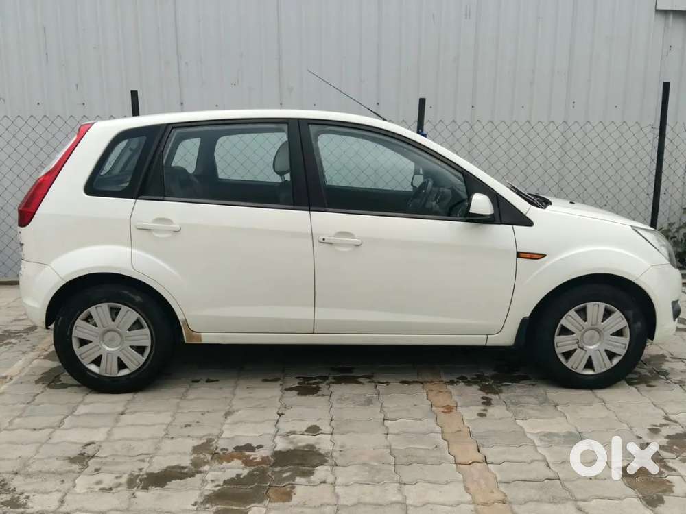 Ford Figo Petrol Lxi, 2011, Petrol