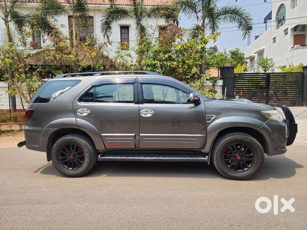 Toyota Fortuner 3.0 4x2 Mt, 2012, Diesel