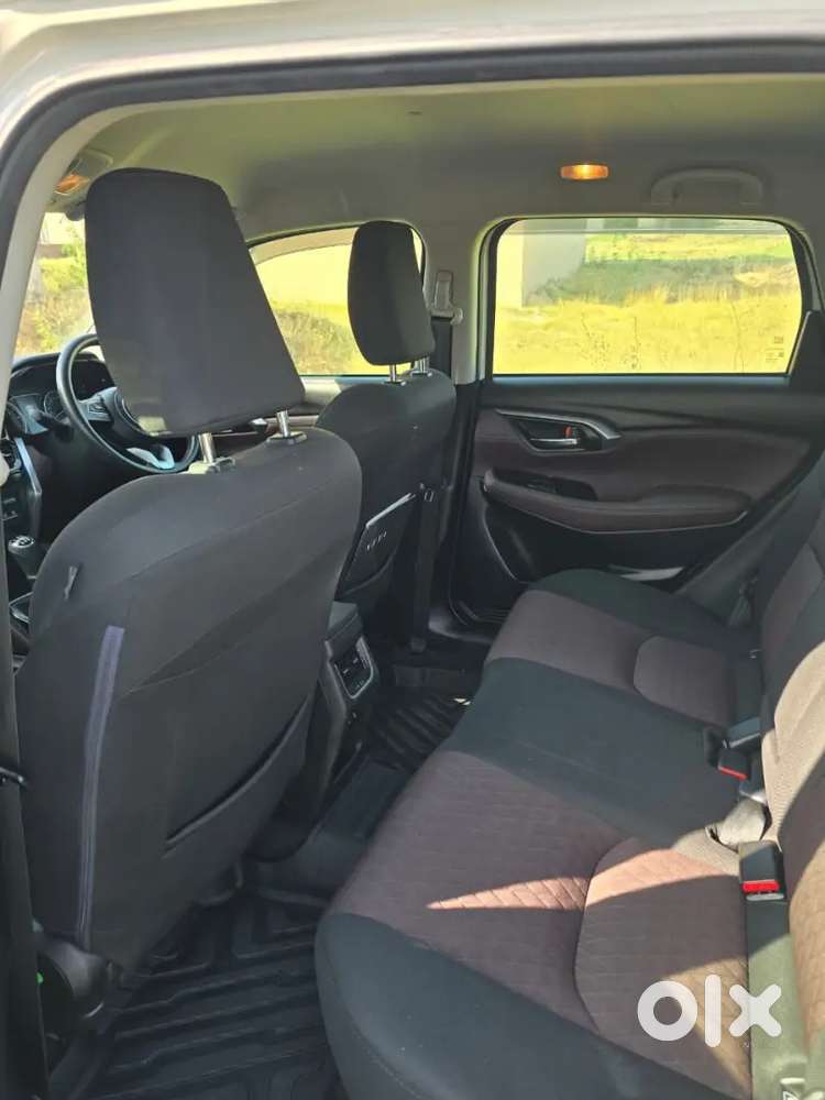 Maruti Suzuki Grand Vitara 2023 Petrol Well Maintained